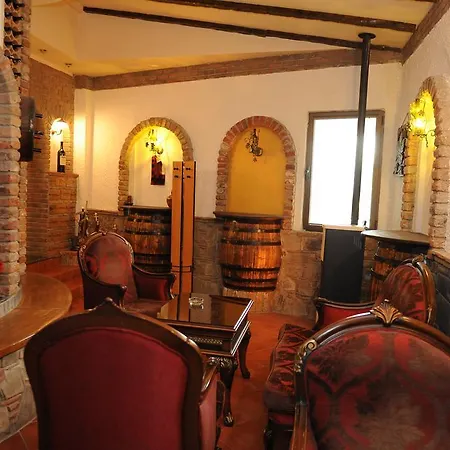 Millenium Palace أوهغيد